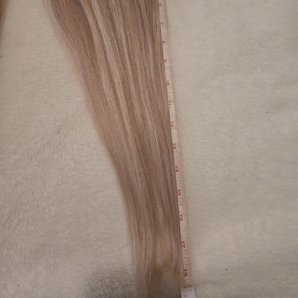 Luxy 18 Inch Classic Blonde Balayage - Picture 3 of 3